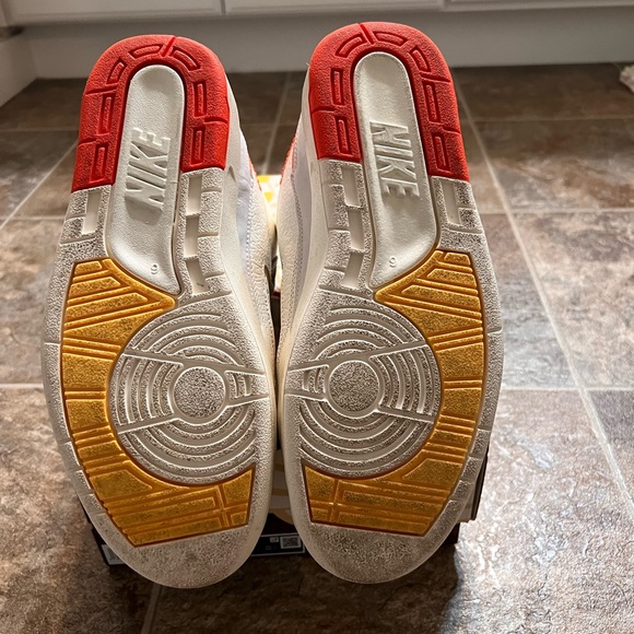 Maison Chateau Rouge X AIR JORDAN 2 RETRO SP - Picture 5 of 7